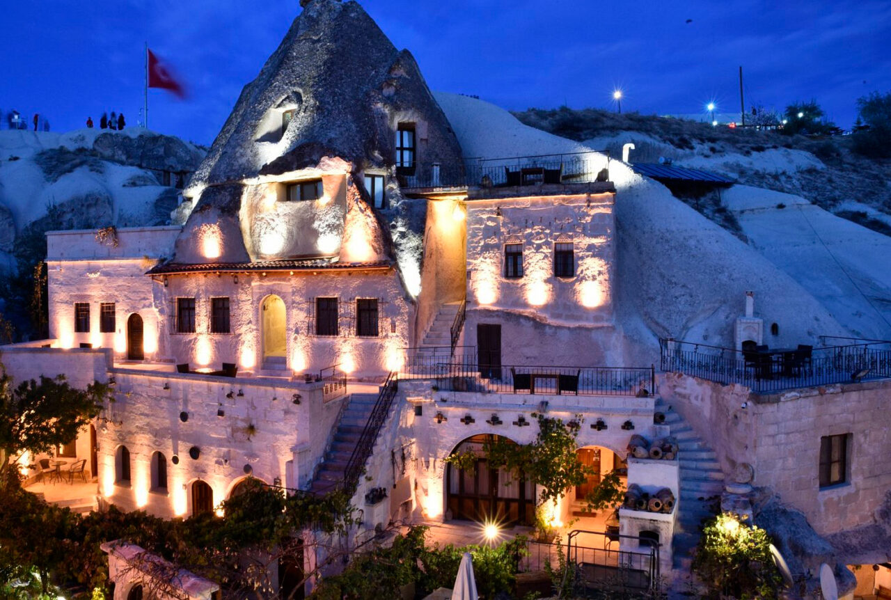 ascension cave hotel